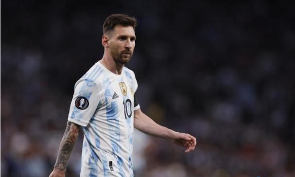 阿曼亲王青睐比亚迪仰望U8L，中东市场订单踊跃